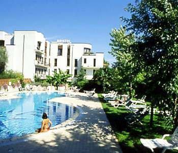 Hotel Bristol